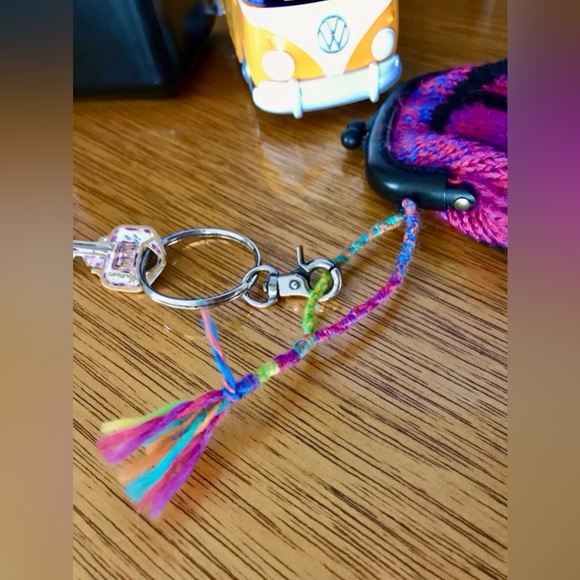 Handmade Knit NOT Officially Licensed Car Emblem Snap Coin Purse Wallet Fan Art - Picture 5 of 10